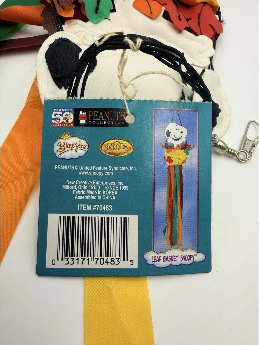 VTG Snoopy Peanuts Leaf Basket Fall Ribbon Hanging Deco